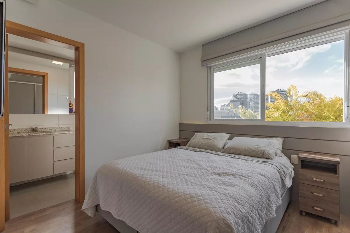 Apartamento à venda com 3 quartos, 178m² - Foto 17