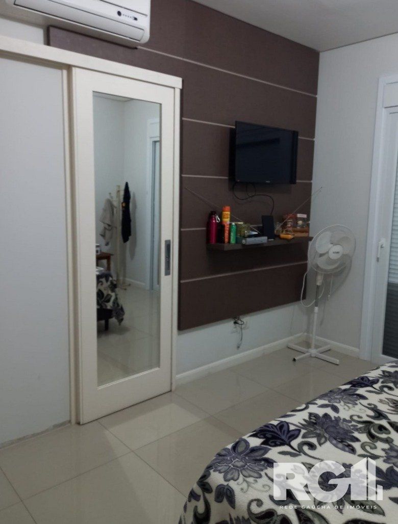 Casa à venda com 3 quartos, 229m² - Foto 13