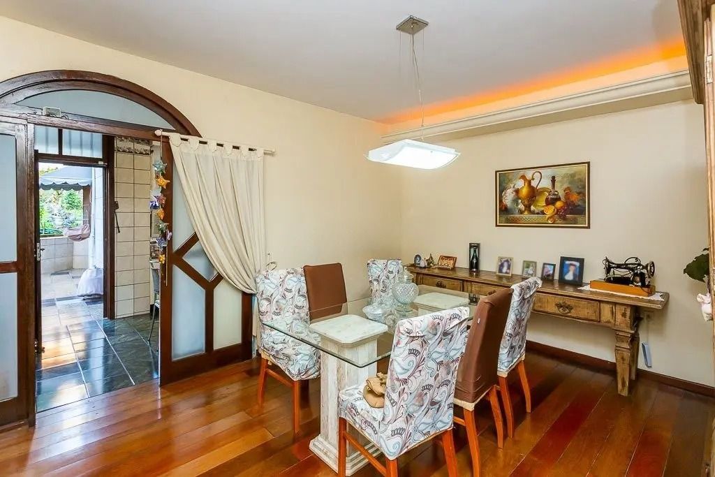 Casa à venda com 6 quartos, 360m² - Foto 5