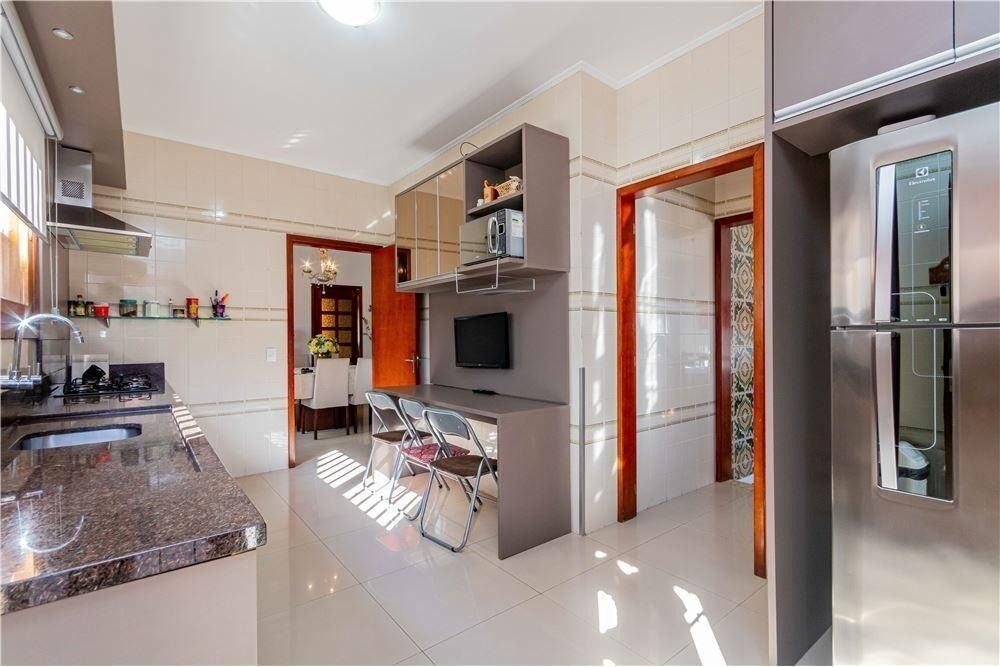 Casa, 3 quartos, 293 m² - Foto 9