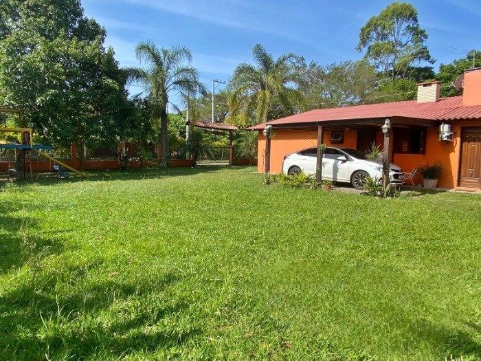 Casa 3 dormitórios no bairro Águas Claras