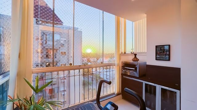 Apartamento com 76m², 3 dormitórios no bairro Jardim Lindóia em Porto Alegre para Comprar