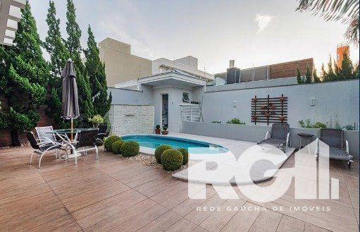 Casa à venda com 3 quartos, 295m² - Foto 3