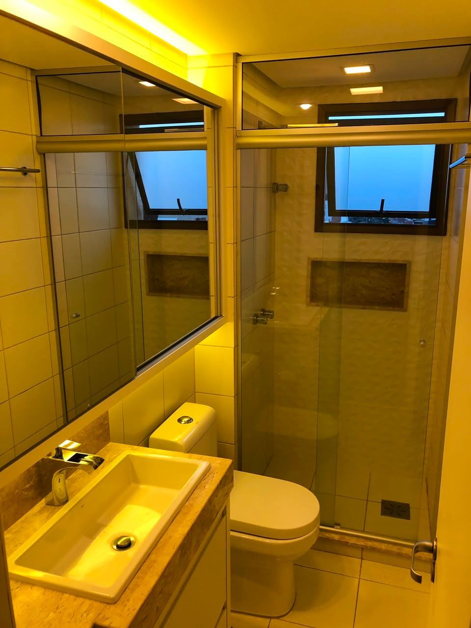 Apartamento, 3 quartos, à venda, 150 m², Passo da Areia - Porto Alegre — foto 2