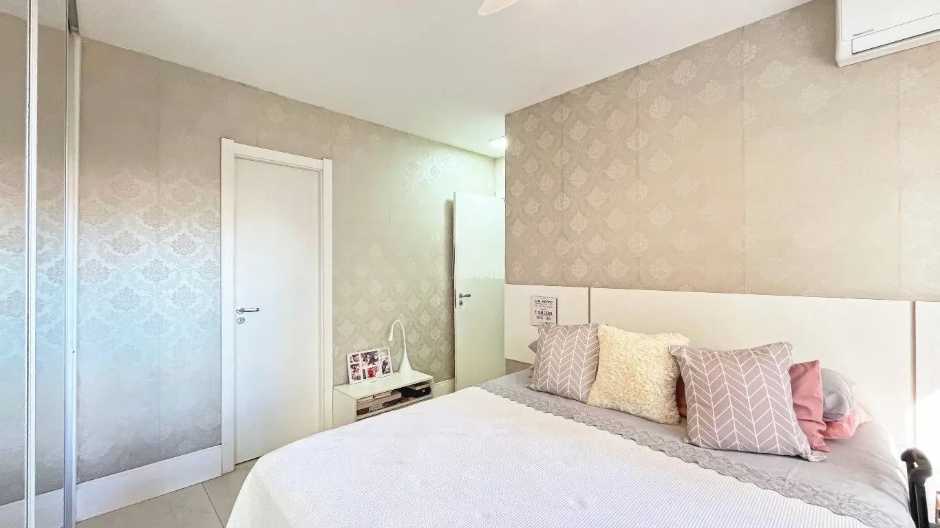 Apartamento à venda com 3 quartos, 76m² - Foto 22