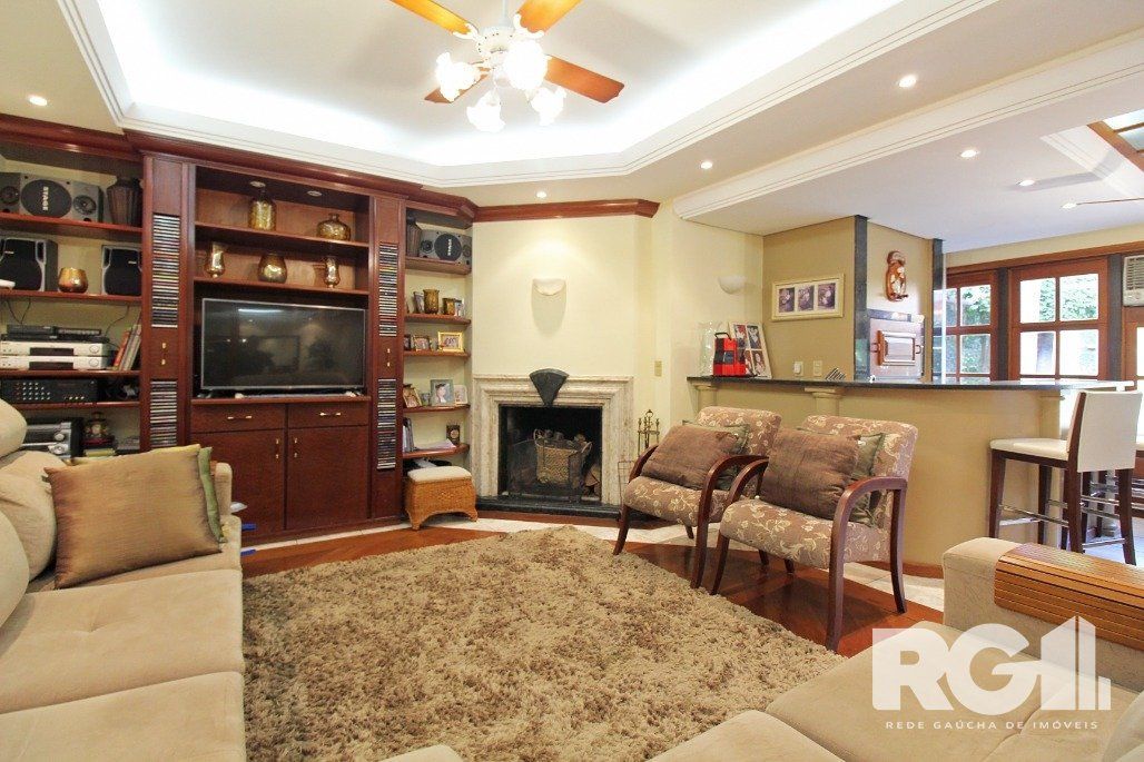 Casa à venda com 4 quartos, 381m² - Foto 5