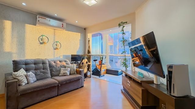 Apartamento, 2 dormitórios no bairro Sarandi em Porto Alegre para Comprar