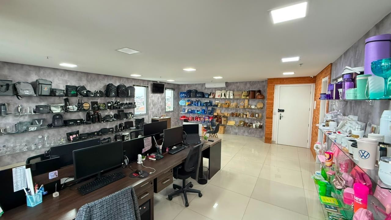 Sala Comercial Mobiliada em Andar Alto no Condomínio Icon — foto 2