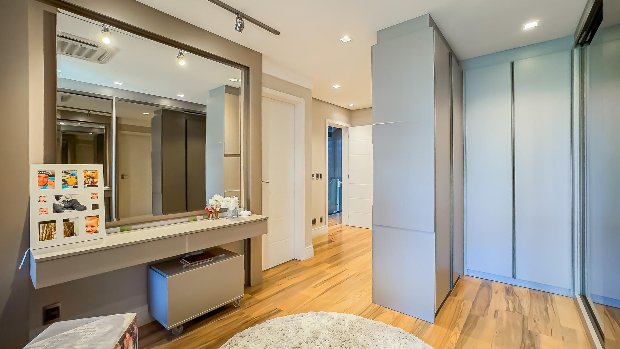 Casa de Condomínio à venda com 3 quartos, 330m² - Foto 30