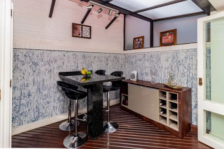 Casa de Condomínio à venda com 3 quartos, 215m² - Foto 8