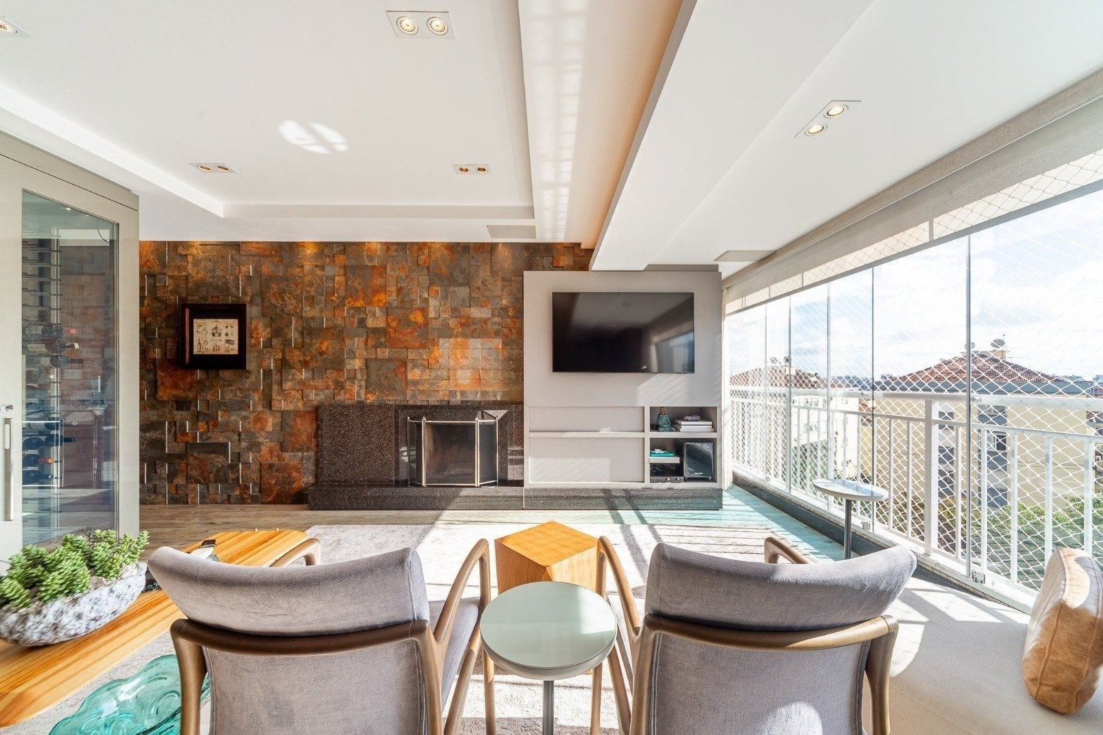 Apartamento com duas suítes no Jardim Europa