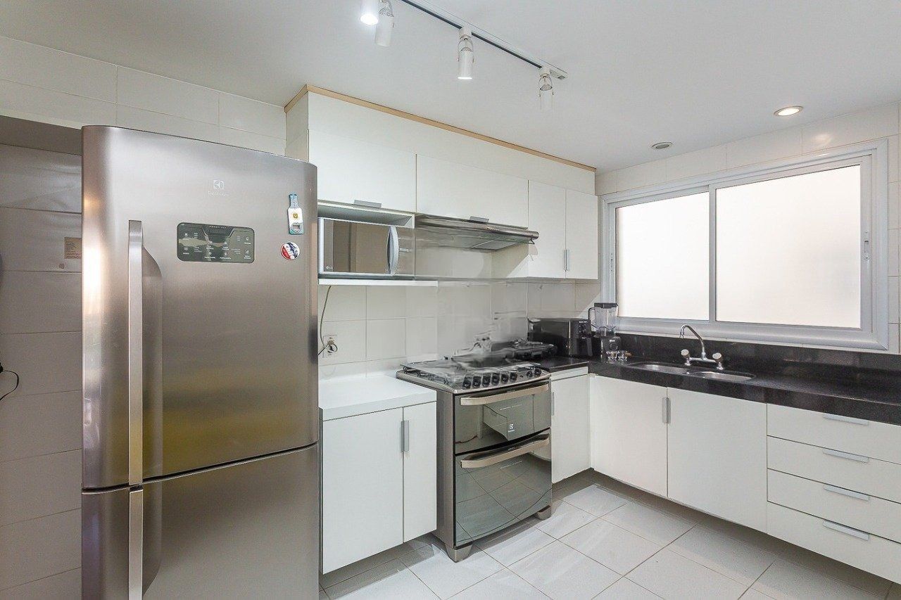 Apartamento à venda com 3 quartos, 119m² - Foto 28