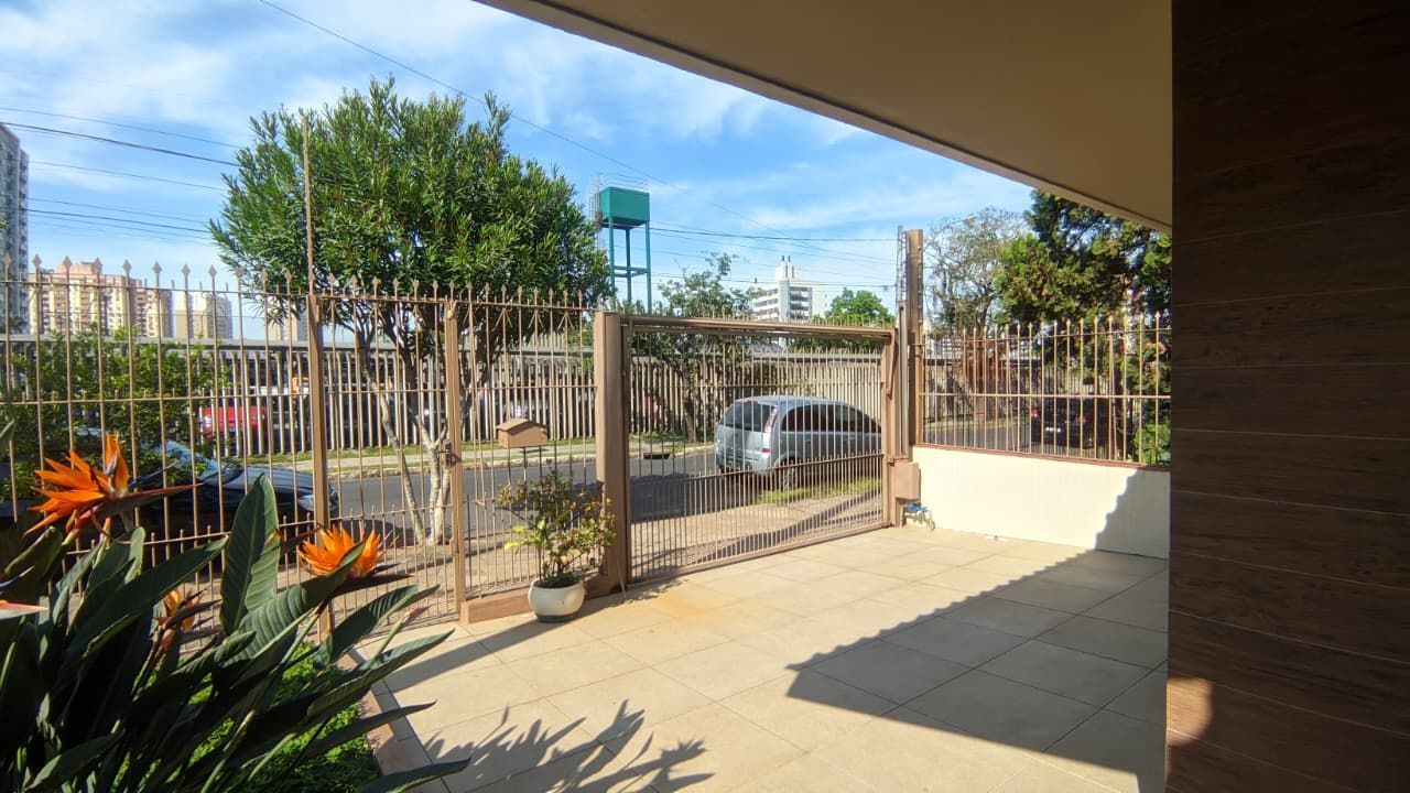 Casa, 3 quartos, à venda, 250 m², Jardim Lindóia - Porto Alegre — foto 2