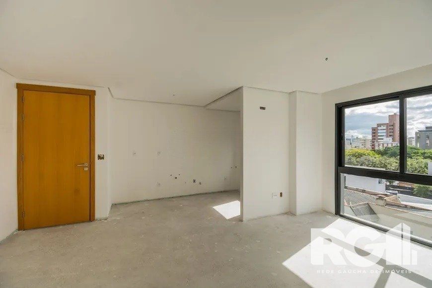 Apartamento à venda com 2 quartos, 63m², 1 suíte, 1 vaga, Rua Casemiro de Abreu no bairro Bela Vista em Porto Alegre