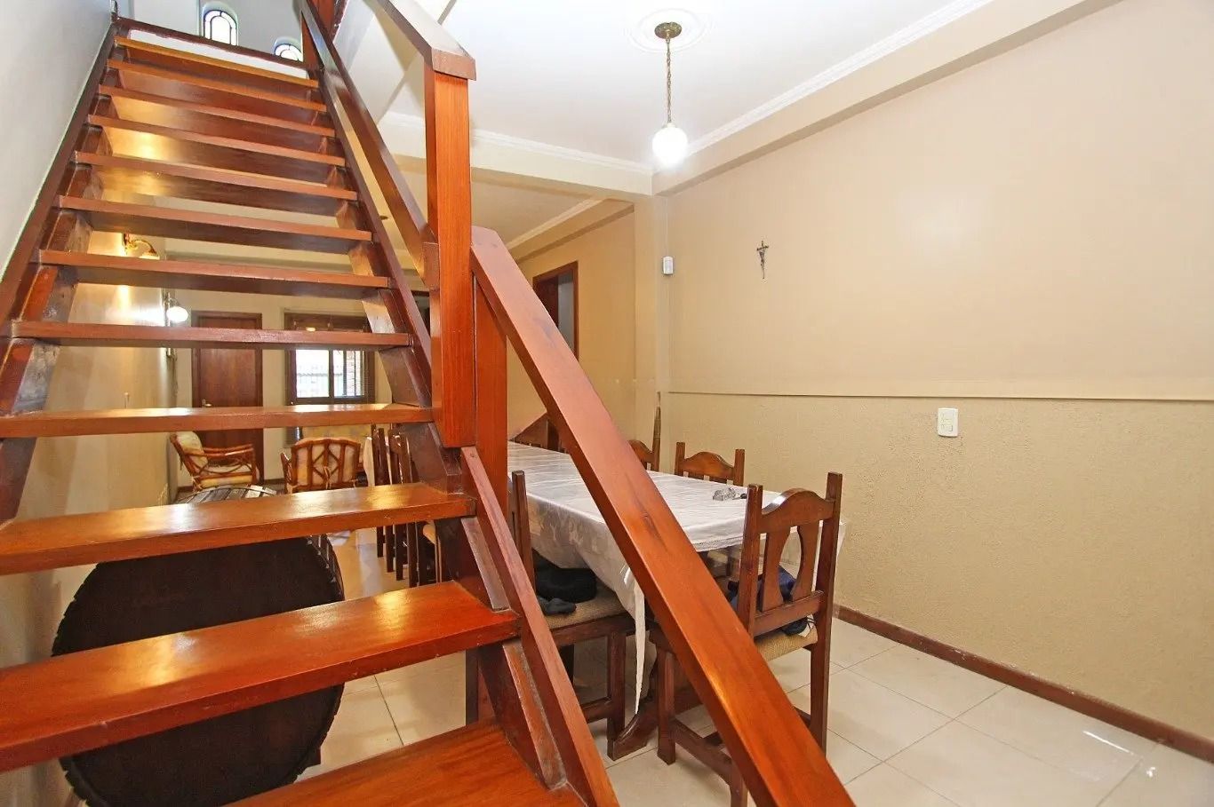 Casa à venda com 5 quartos, 192m² - Foto 7