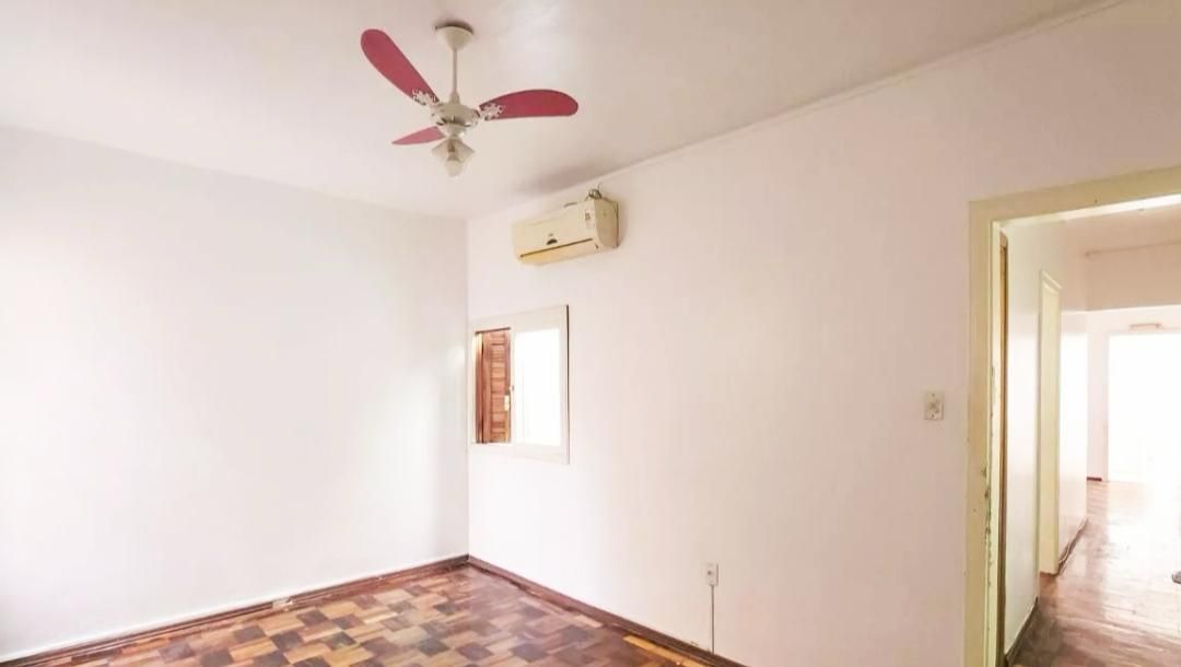Apartamento Garden à venda com 2 quartos, 75m², Praça Menino Deus no bairro Menino Deus em Porto Alegre