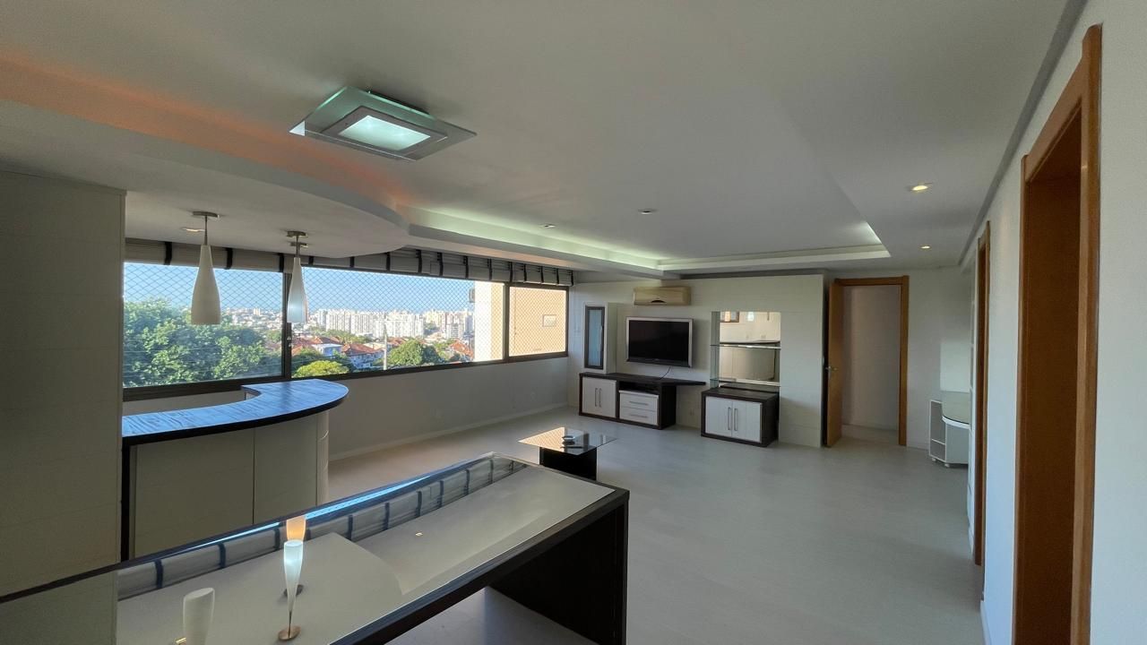 Apartamento à venda com 3 quartos, 117m² - Foto 2