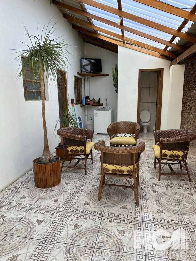 Casa à venda com 2 quartos, 148m² - Foto 11