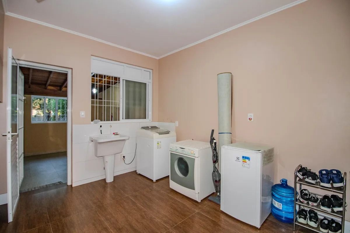 Casa, 5 quartos, 219 m² - Foto 31