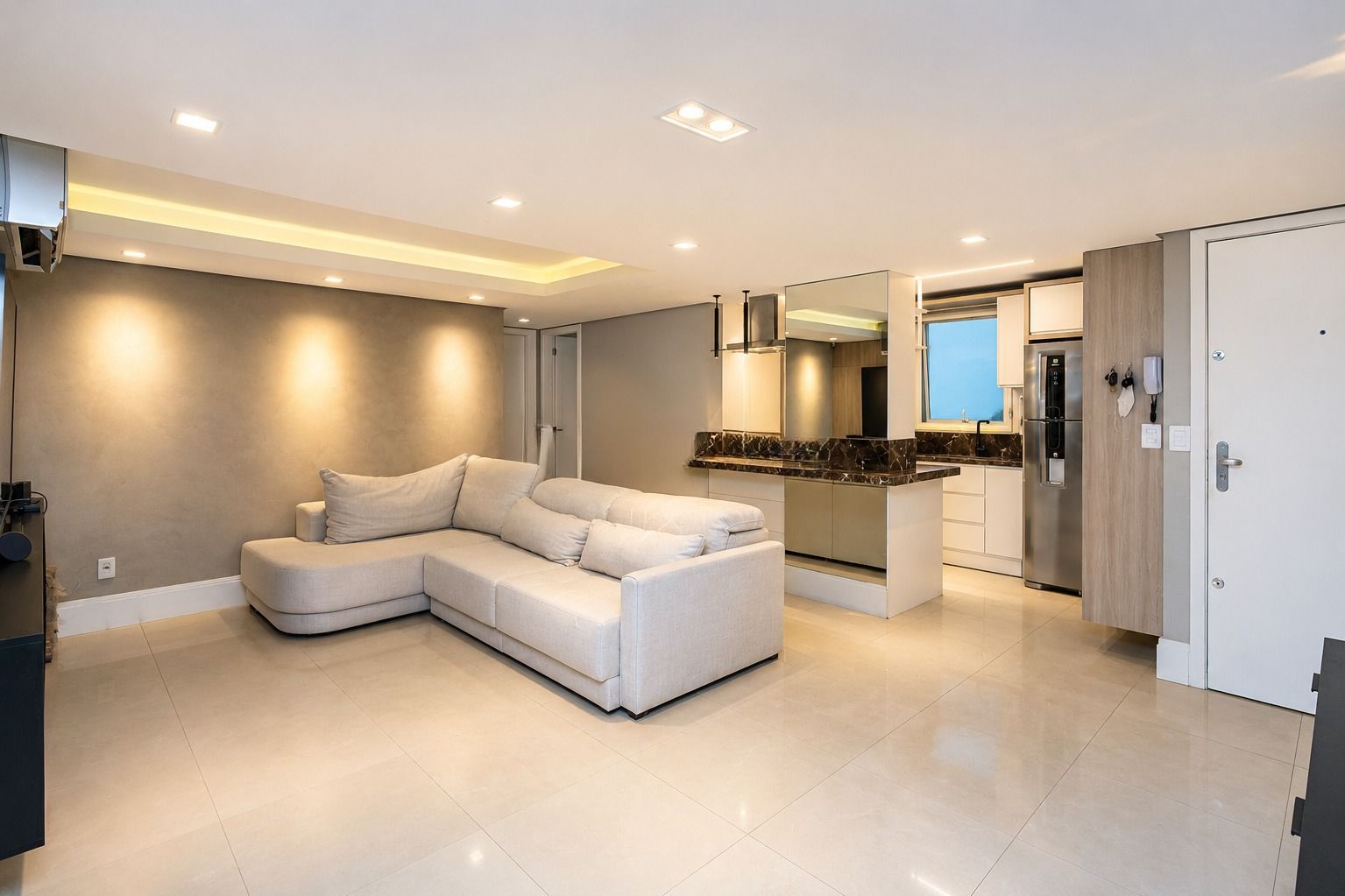 Apartamento, 2 quartos, à venda, 83 m², Passo da Areia - Porto Alegre — foto 3