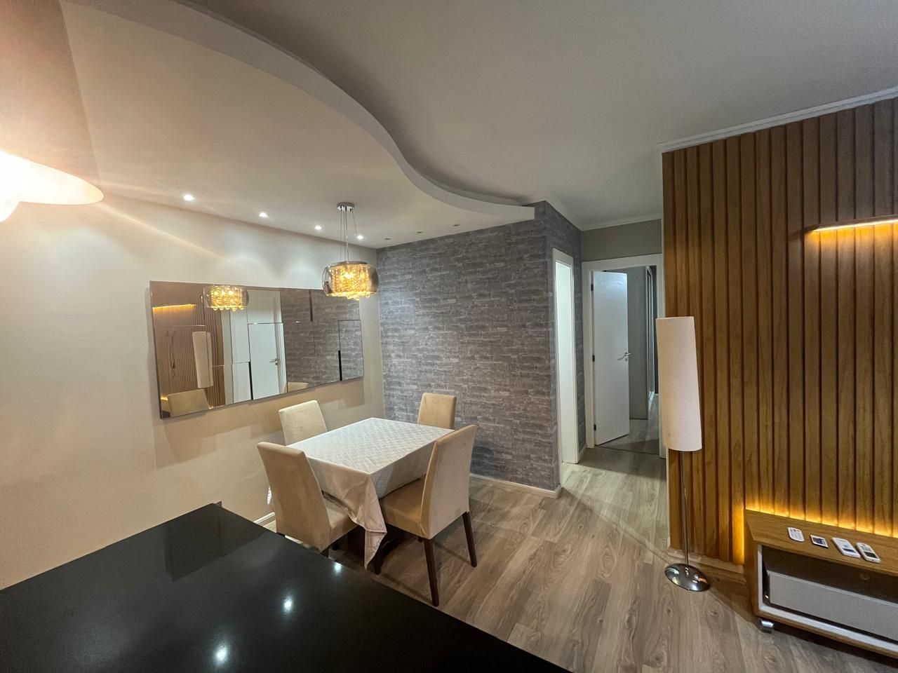 Apartamento Semimobiliado 2 dormitórios 1 vaga coberta - Passo da Areia