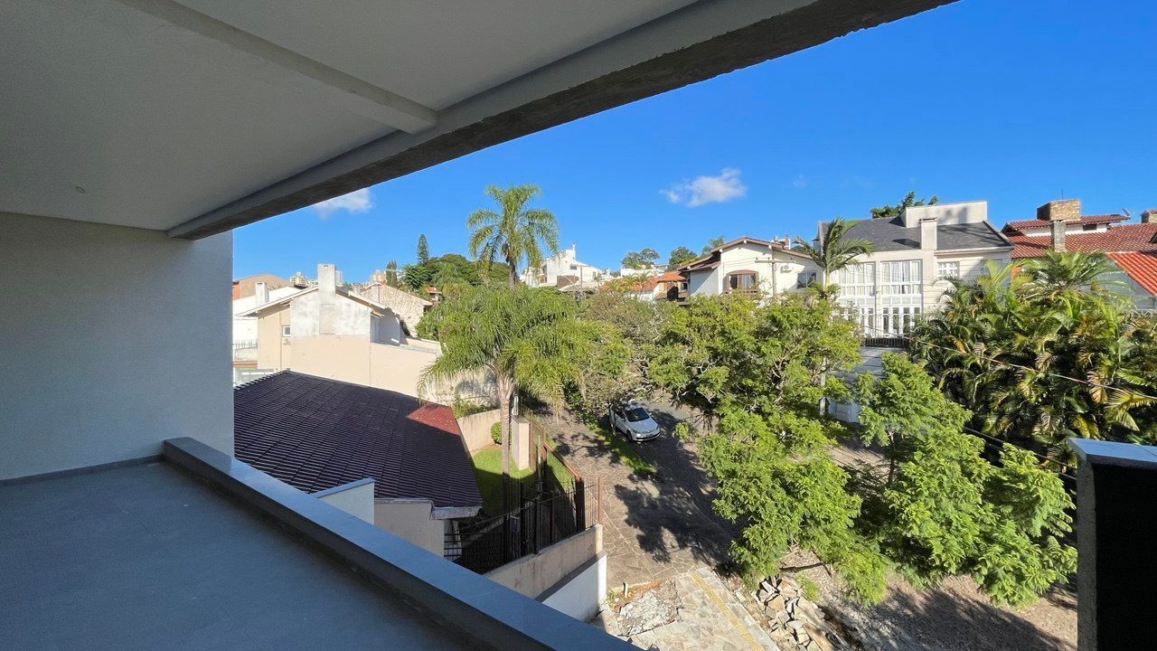 Apartamento Garden à venda com 2 quartos, 78m², 1 suíte, 1 vaga, Rua Luiz Voelcker no bairro Três Figueiras em Porto Alegre