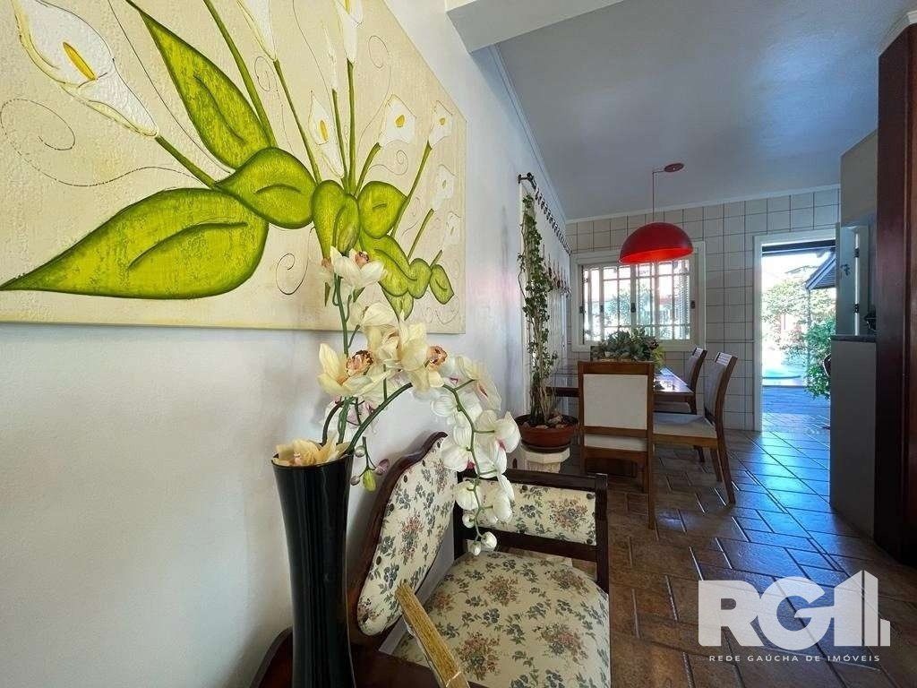 Casa à venda com 3 quartos, 298m² - Foto 6