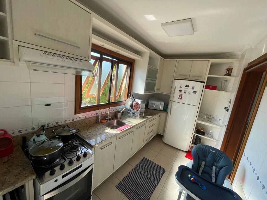 Apartamento 3 dormitórios com suíte e 2 vagas à venda na Vila Ipiranga em Porto Alegre — foto 2