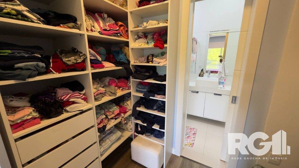 Casa de Condomínio à venda com 3 quartos, 241m² - Foto 12