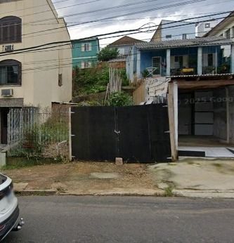 Terreno com 210m², ótima localização, próximo ao Bourbon Wallig