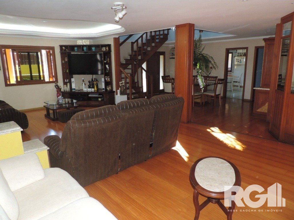 Casa à venda com 4 quartos, 530m² - Foto 9