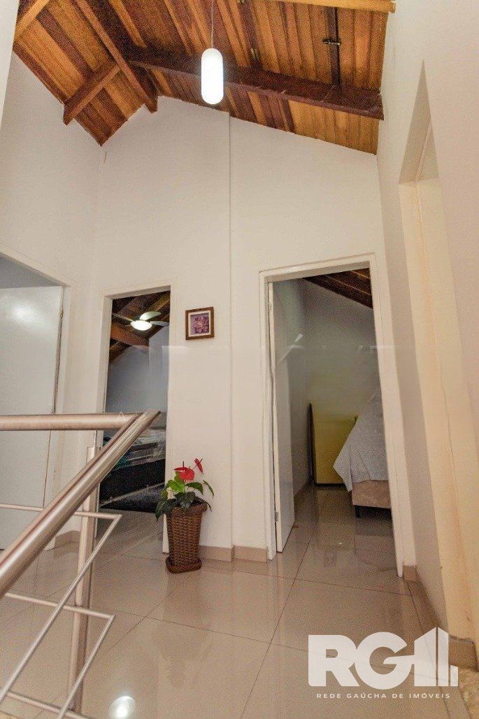 Casa de Condomínio à venda com 5 quartos, 250m² - Foto 33