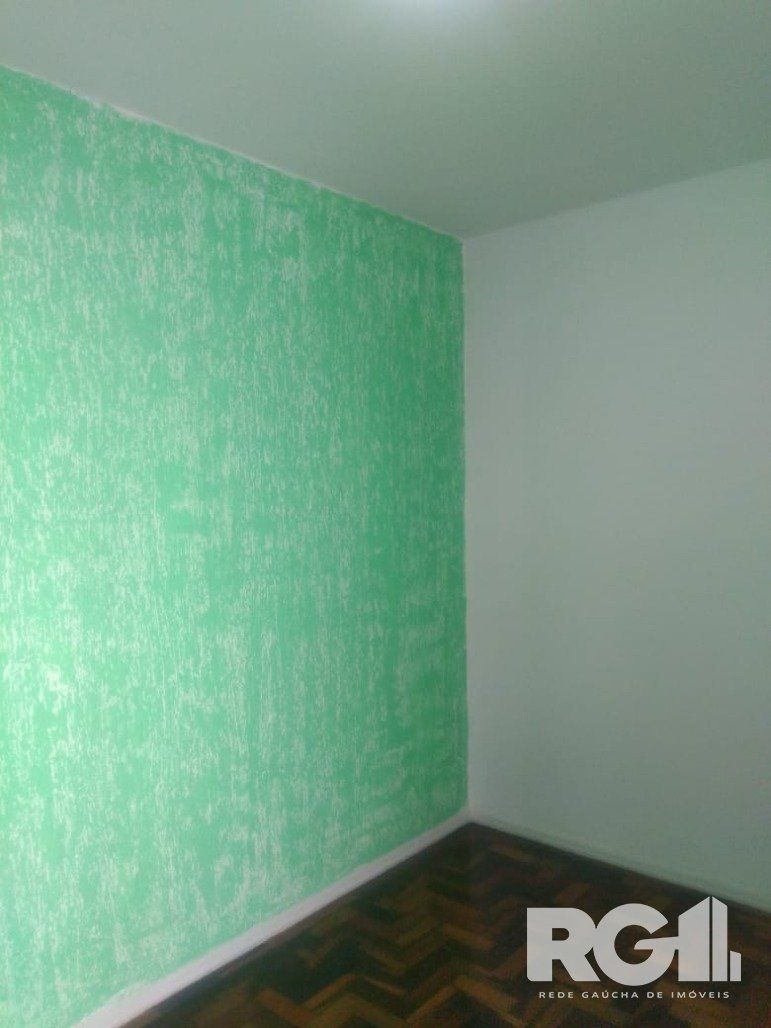 Apartamento à venda com 2 quartos, 48m², 1 vaga, Rua Zeferino Dias no bairro Sarandi em Porto Alegre