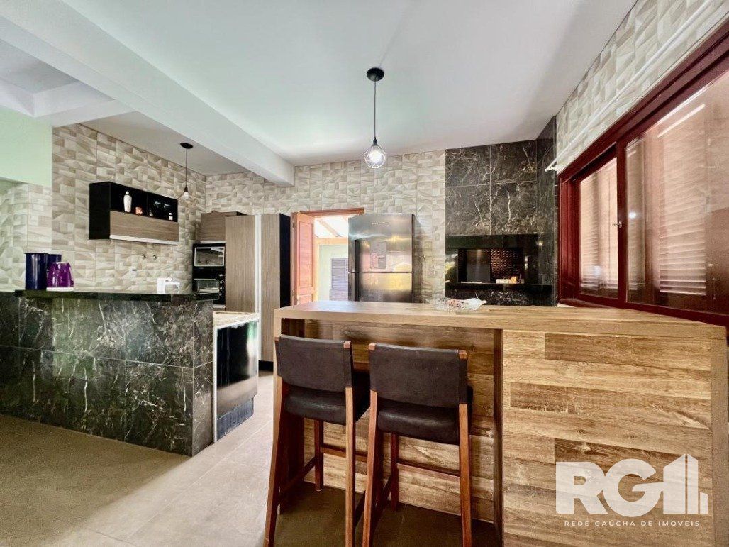 Casa à venda com 5 quartos, 175m² - Foto 8