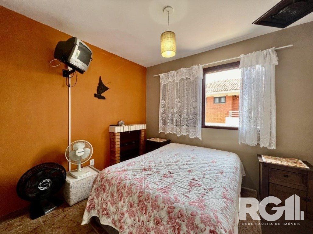 Casa à venda com 5 quartos, 175m² - Foto 18