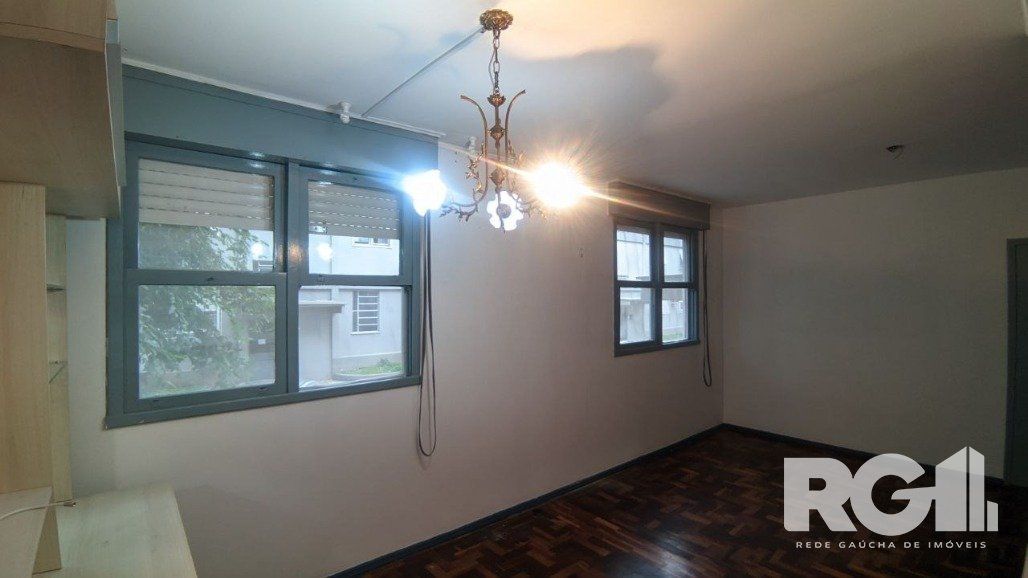 Apartamento à venda com 2 quartos, 60m² - Foto 2