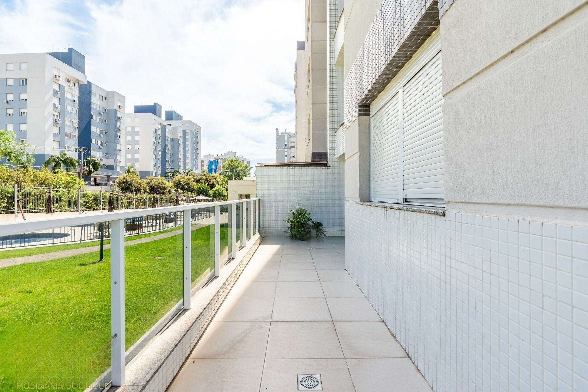 Apartamento à venda com 3 quartos, 108m² - Foto 11