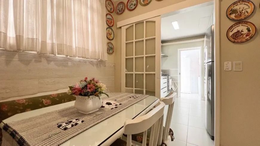 Casa com 3 Dormitórios, Suíte e Garagem para 4 Carros no São Sebastião — foto 2