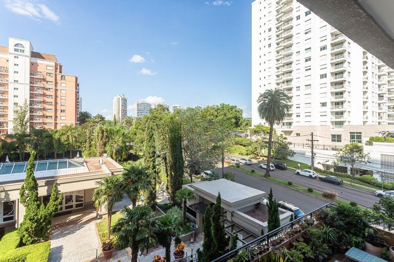 Apartamento à venda com 3 quartos, 119m² - Foto 11