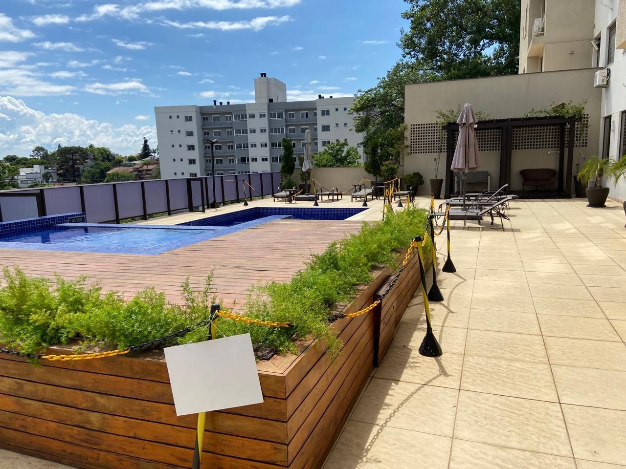 Apartamento à venda no Cristo Redentor com 2 dormitórios, suíte e 2 vagas