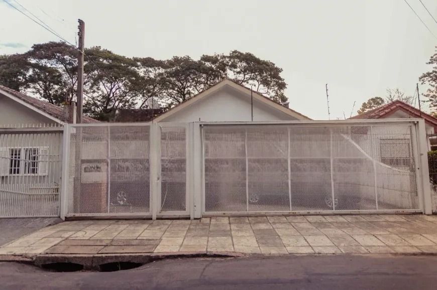Casa à venda com 3 quartos, 200m² - Foto 26