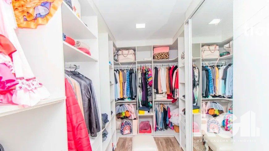 Casa à venda com 4 quartos, 240m² - Foto 12