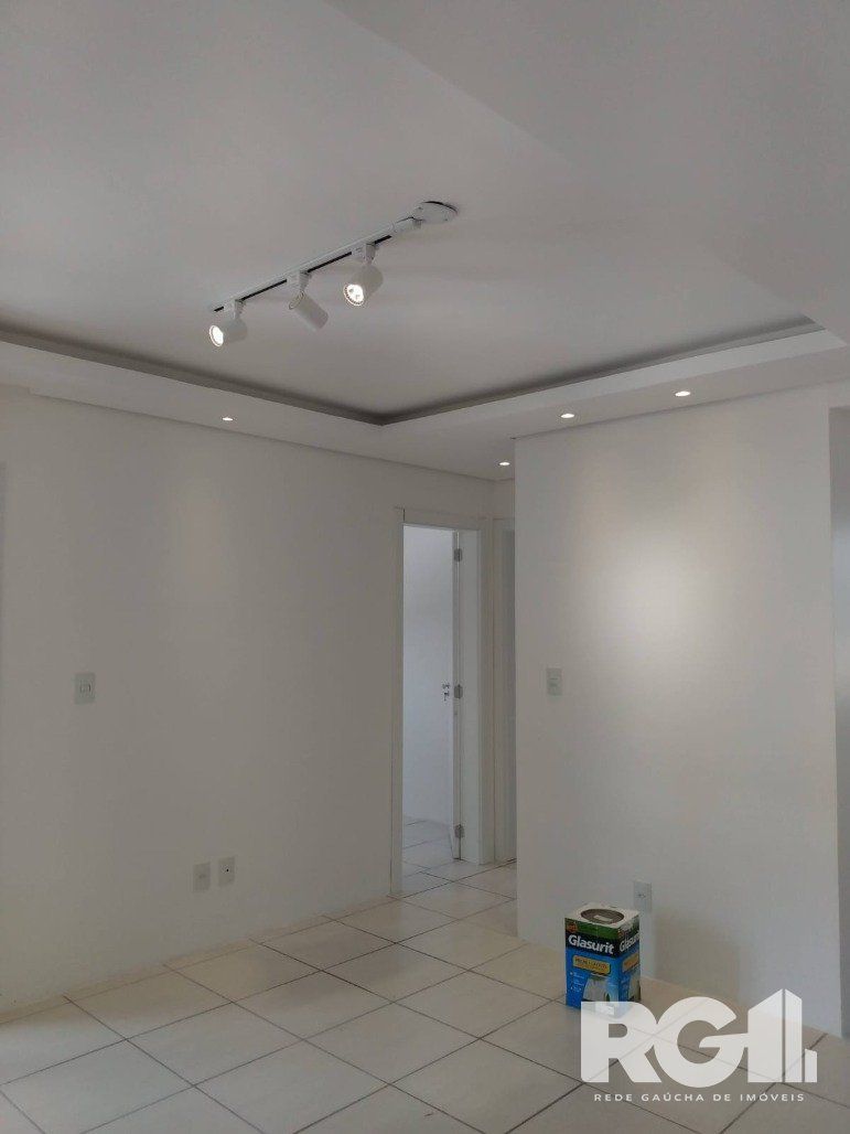 Apartamento à venda com 2 quartos, 51m² - Foto 2