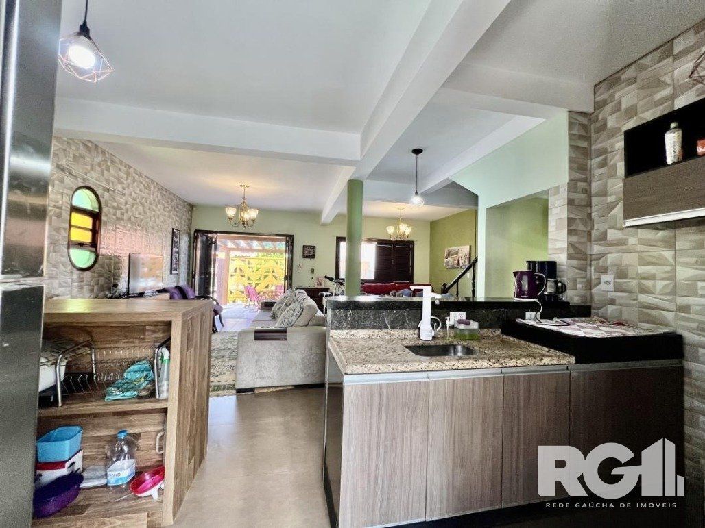 Casa à venda com 5 quartos, 175m² - Foto 7