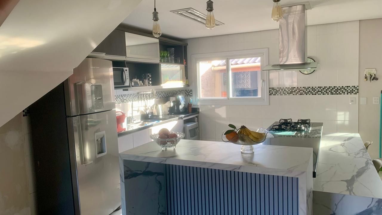 Casa à venda com 2 quartos, 128m² - Foto 9