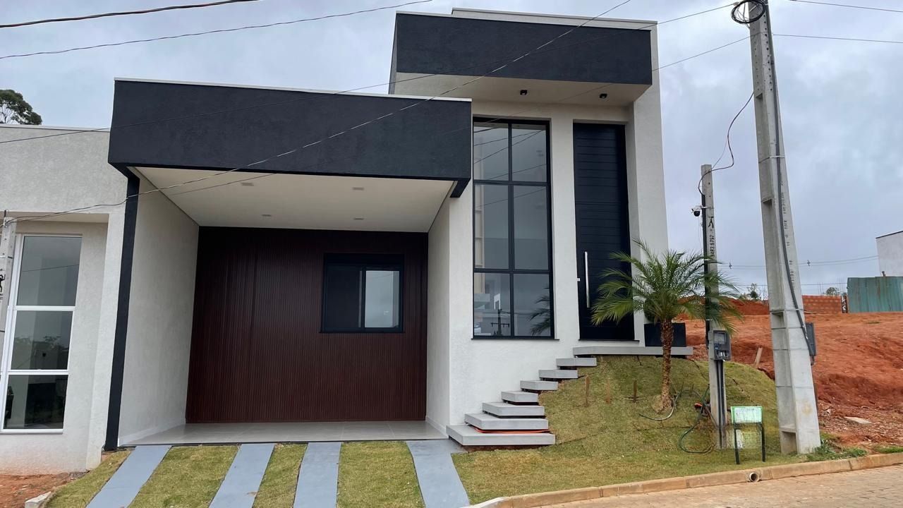 Casa em condomínio com 3 dormitórios 2 suíte 2 vagas.