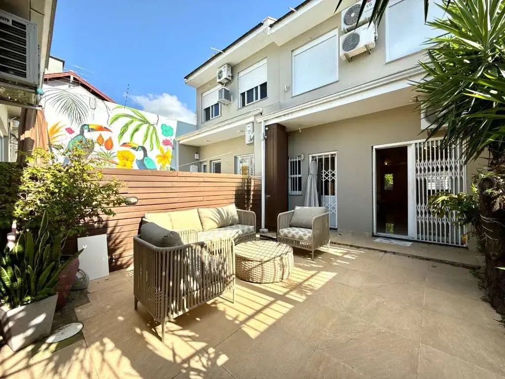 Casa com Quintal e Espaço Gourmet no Jardim Sabará — foto 2