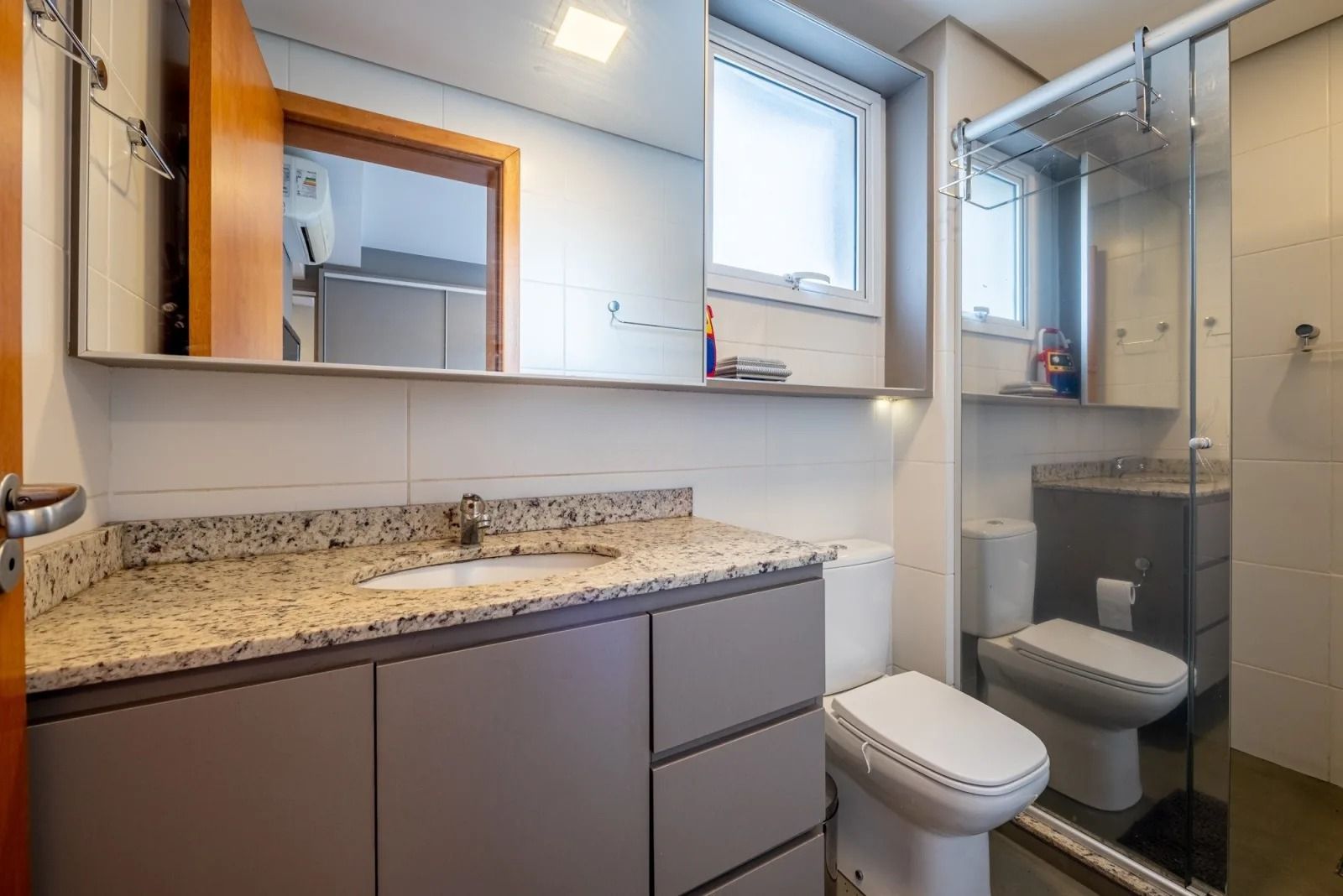 Apartamento à venda com 3 quartos, 178m² - Foto 19