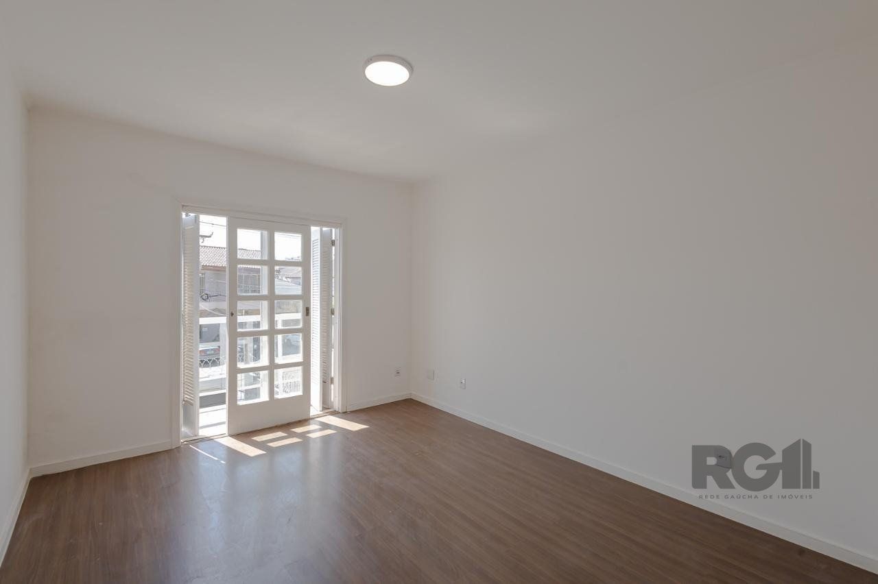 Casa à venda com 3 quartos, 228m² - Foto 47