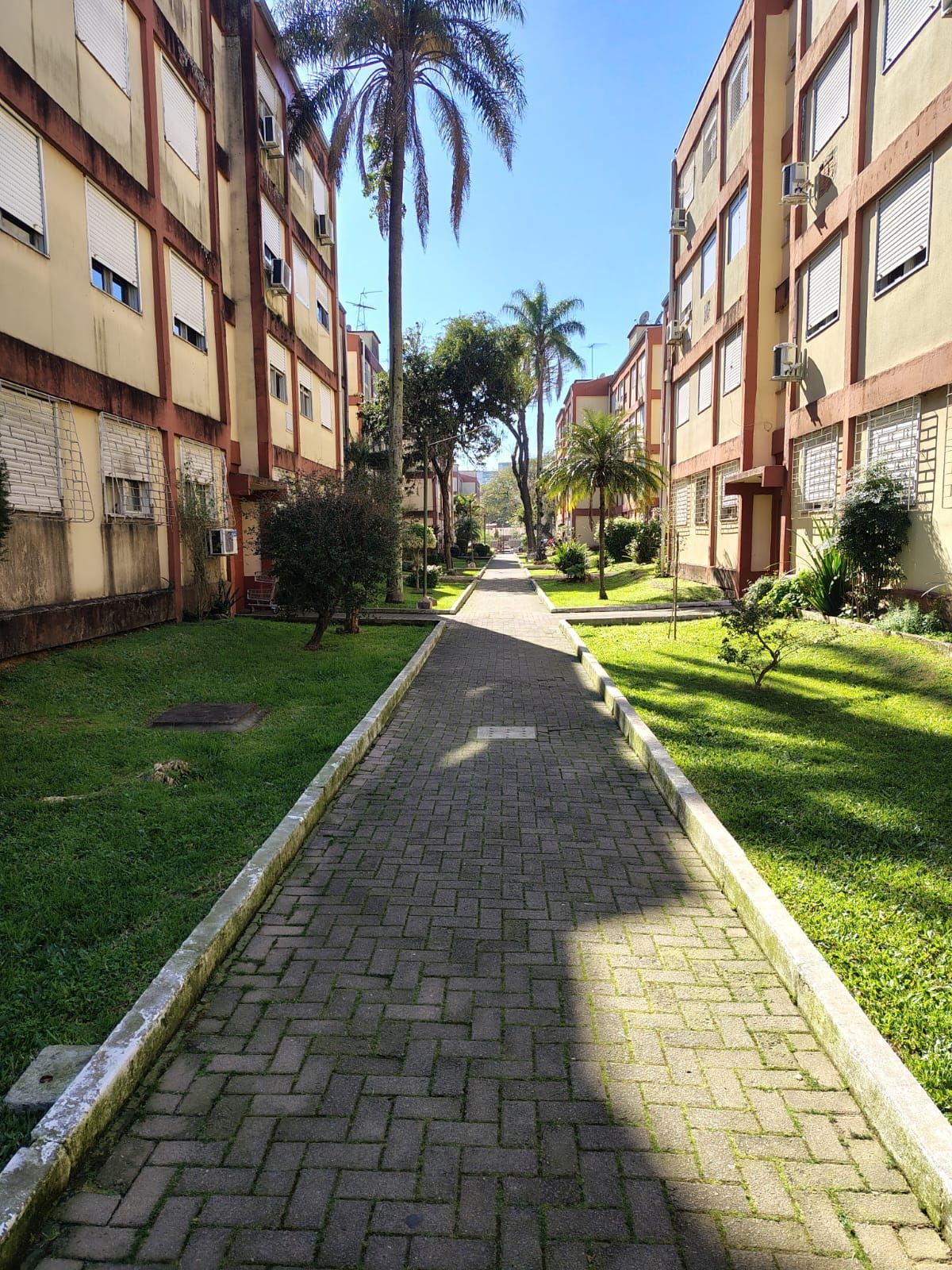 Apartamento à venda com 54m², 2 quartos, 1 vaga no bairro Camaquã em Porto Alegre